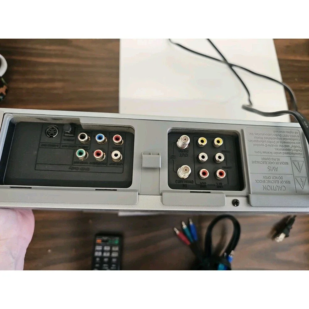 Sony SLV-D350P DVD Player VCR Video Cassette Recorder VHS 4 Head HI-Fi